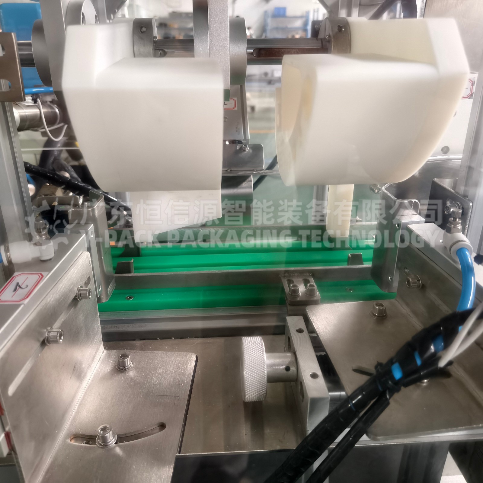 止血带自动封盒机